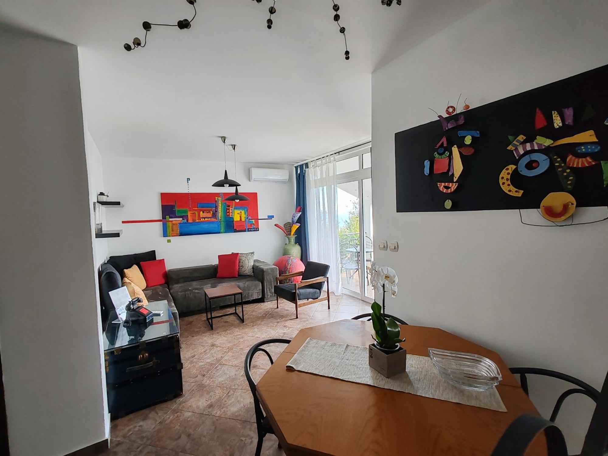 Art Gallery House With A Small Relaxing Pool Цриквениця Екстер'єр фото